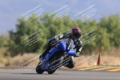 media/Nov-06-2022-SoCal Trackdays (Sun) [[208d2ccc26]]/Turn 7 Set 1 (1050am)/